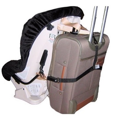  A luggage with a travel strap