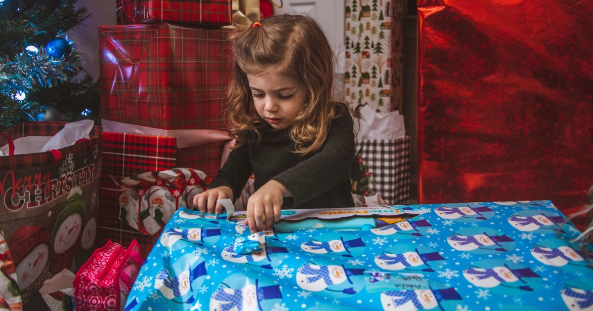 Christmas Gifts For Kids and Families Who Travel 