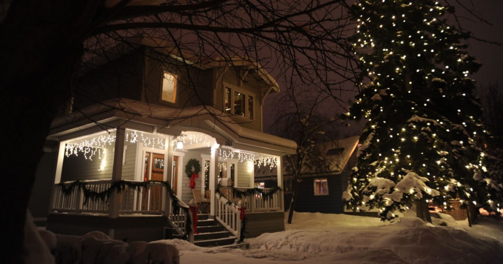 A house full of Christmas lights.