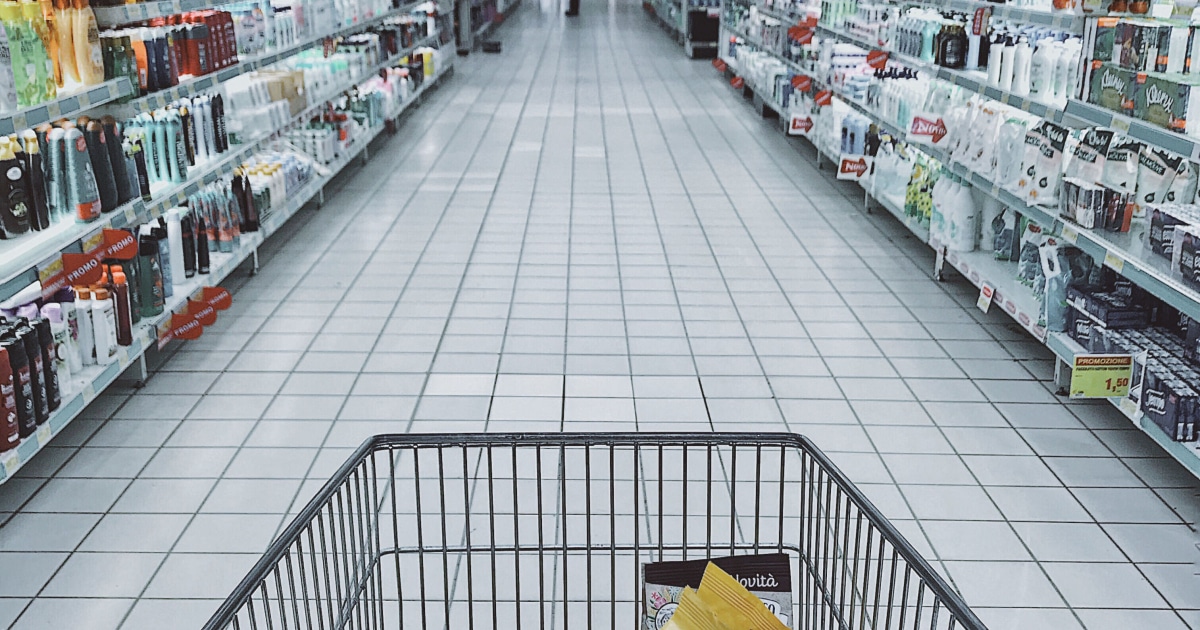 A grocery aisle